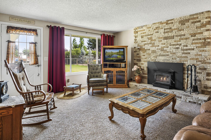 Property Photo:  3992 NW Xavier Avenue  OR 97756 