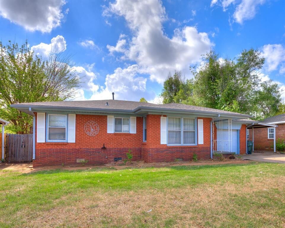 Property Photo:  628 E Bouse Drive  OK 73110 