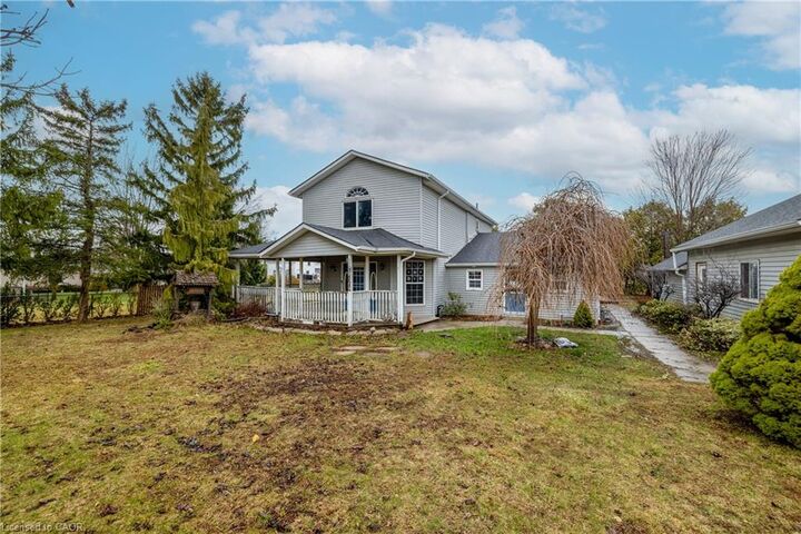 Property Photo: 527 Bond Street ON N0M 2S0