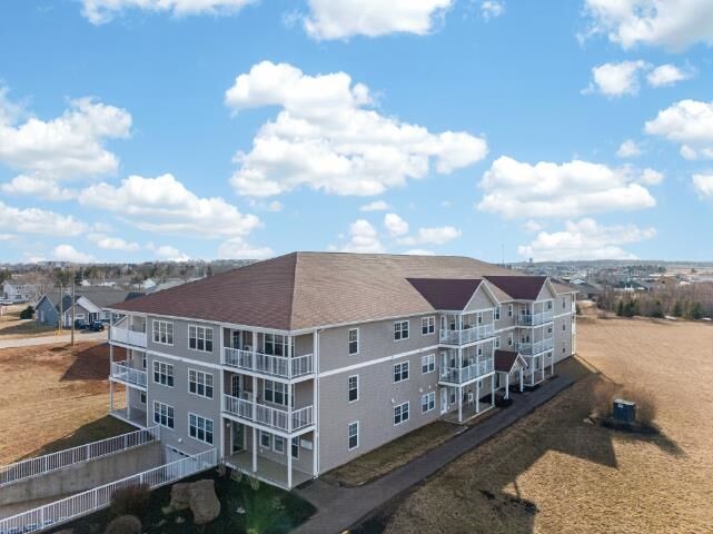 Property Photo:  516 Macewen Road #306  PE C1N 0J6 