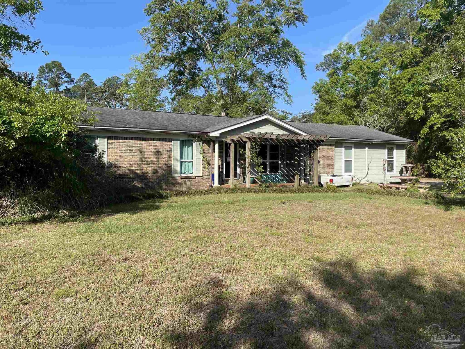 Property Photo:  3947 Ward Basin Rd  FL 32583 