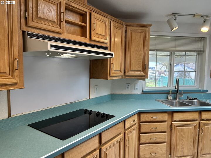 Property Photo:  97931 Court St  OR 97415 