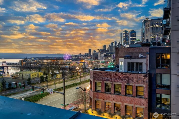 Property Photo:  75 S Main Street 309  WA 98104 