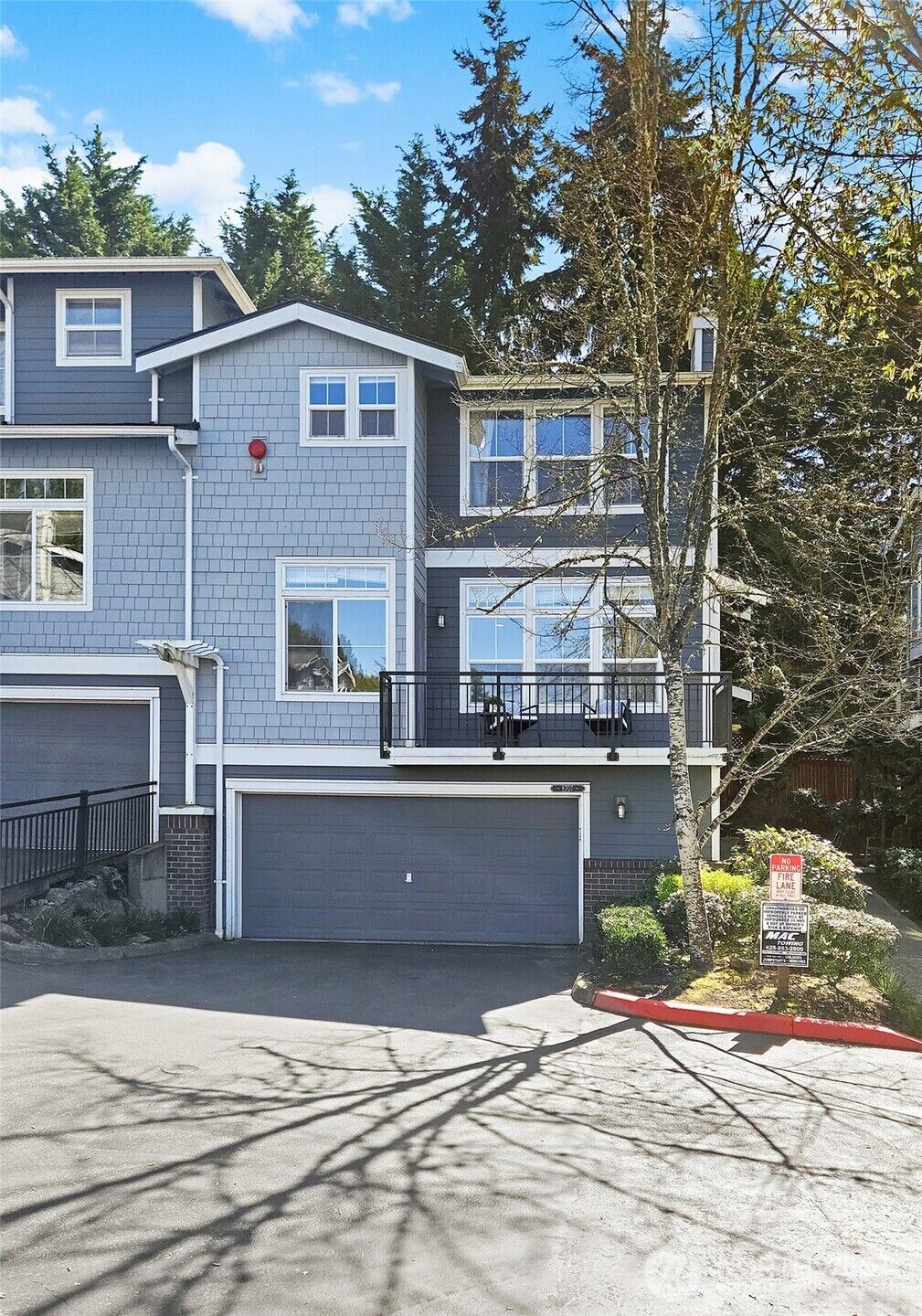 Property Photo:  8707  123rd Lane NE 8707  WA 98033 