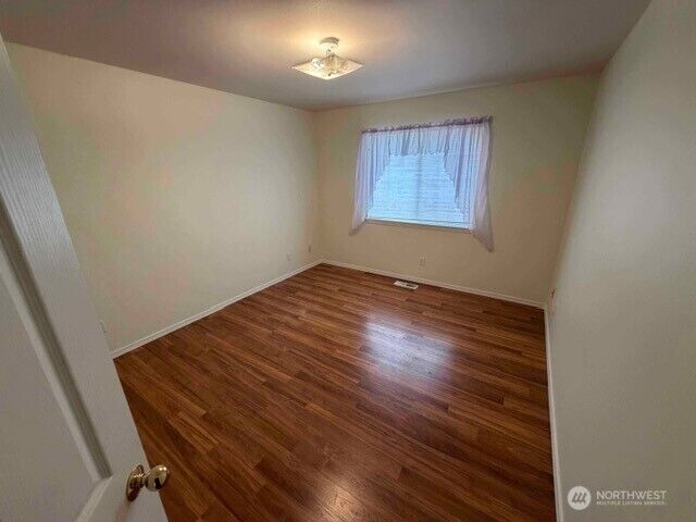 Property Photo:  4323  Glasgow Way  WA 98221 
