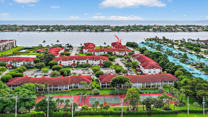 Property Photo:  110 Half Moon Circle D2  FL 33462 