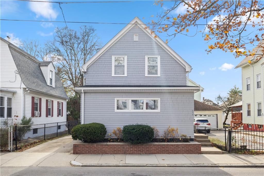 Property Photo:  274 Montgomery Avenue  RI 02905 