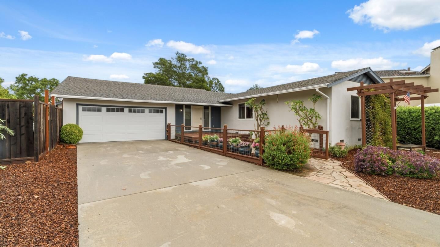 Property Photo: 196 Kenny Court CA 95065