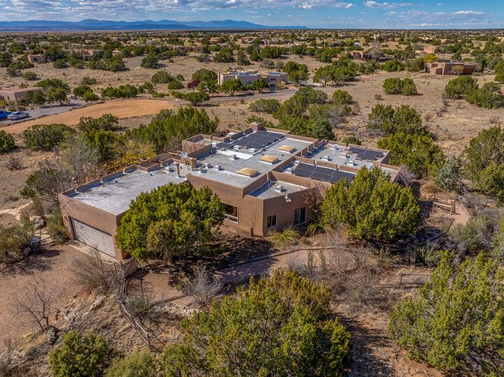 Property Photo:  1 Sabroso Place  NM 87508 