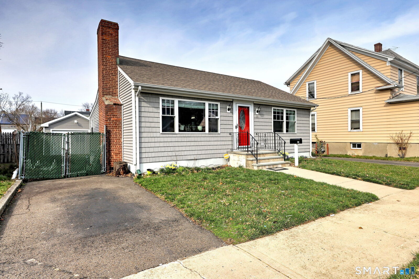 Property Photo:  35 Nelson Terrace  CT 06610 