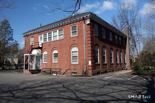 Property Photo:  232 Williams Street East  CT 06033 