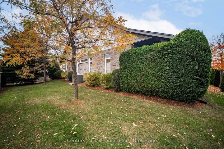 Photo de la propriété:  190 Morpeth Street 11  ON N0H 2L0 