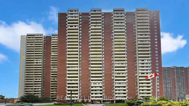 Property Photo: 5 Massey Square 2103 ON M4C 5L6
