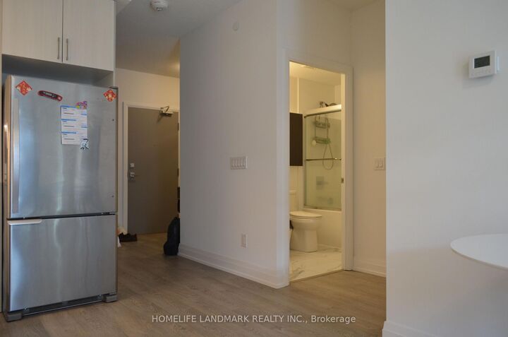 Property Photo: 591 Sheppard Avenue E 808 ON M2K 0G2