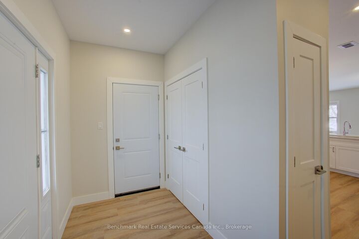 Property Photo: 1182 Queen Street 54 ON N2Z 0J2