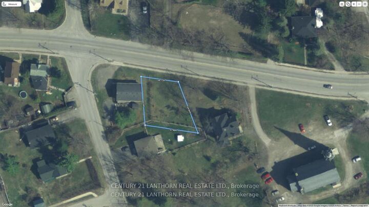 0 St Lawrence Street W — photo 1