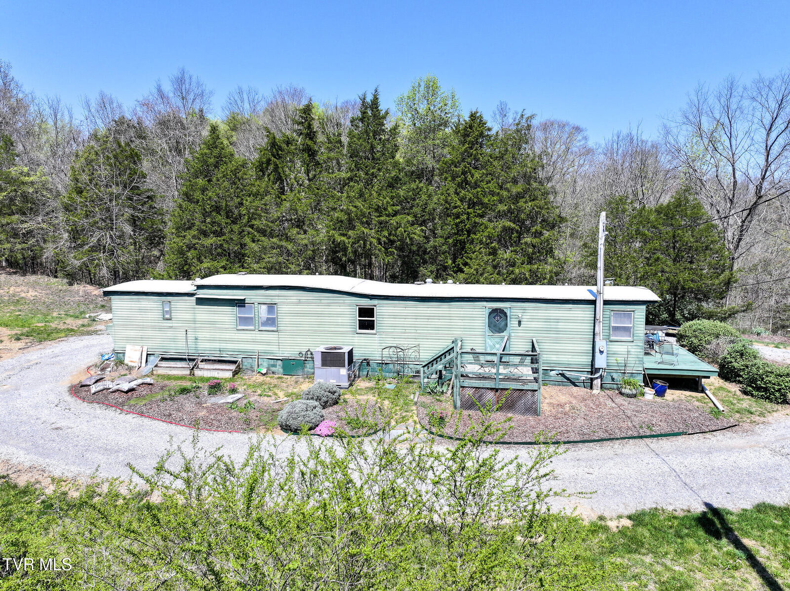 Property Photo:  701 Doc Hawkins Road  TN 37745 