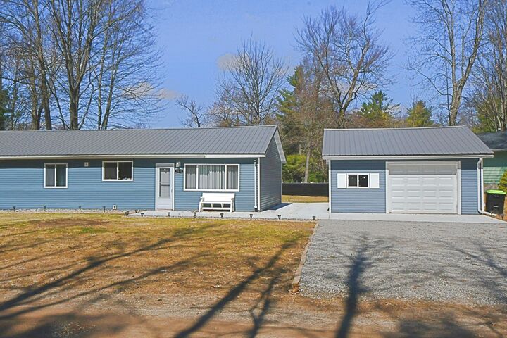 Property Photo:  8693 South Street  MI 48656 