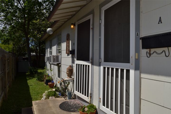 Property Photo:  1013 Romeria Drive  TX 78757 