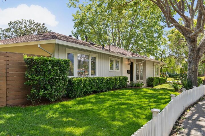 Property Photo: 10 Eliseo Drive CA 94904