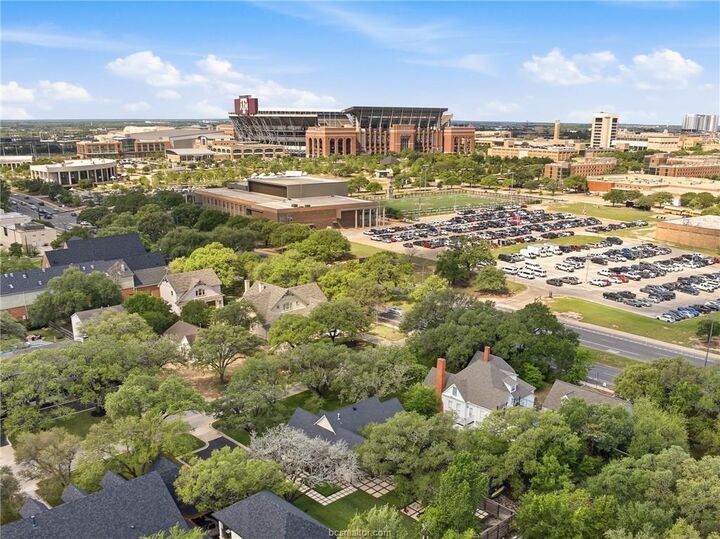 Property Photo:  107 Pershing Avenue  TX 77840 
