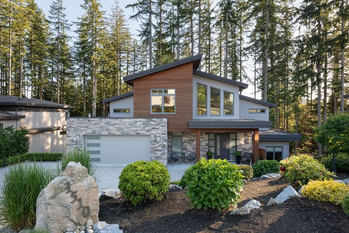 1510 Crystal Creek Drive — photo 1