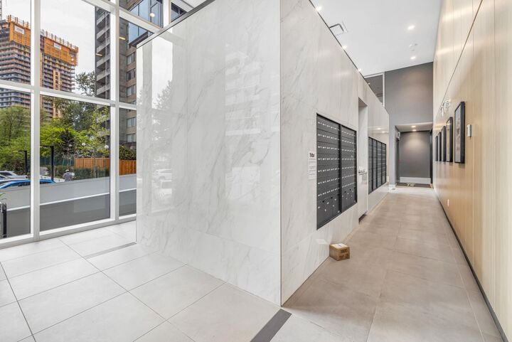 Property Photo: 10448 University Drive 902 BC V3T 0S7