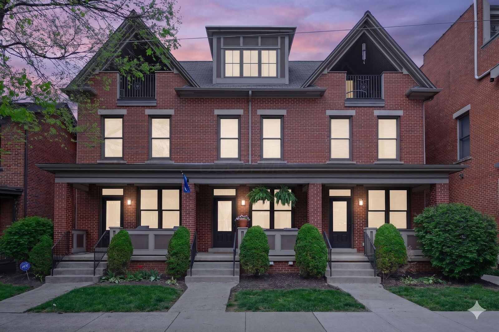 Property Photo:  46 E Russell Street  OH 43215 