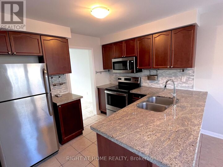 Property Photo:  2385 Coho Way  ON L6M 0G6 
