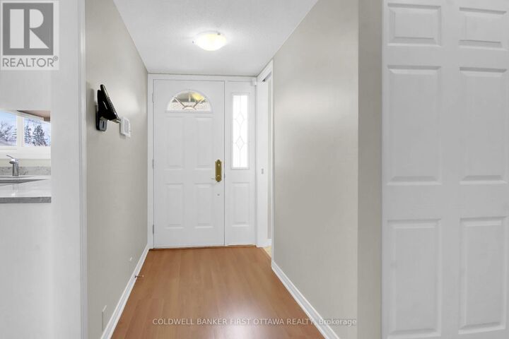 Photo de la propriété: 3924K Old Richmond Road 30 ON K2H 5C6