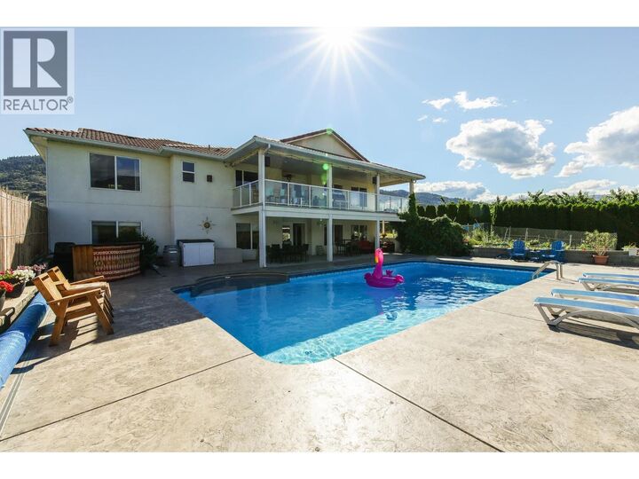 Property Photo: 11629 97th Street BC V0H 1V2