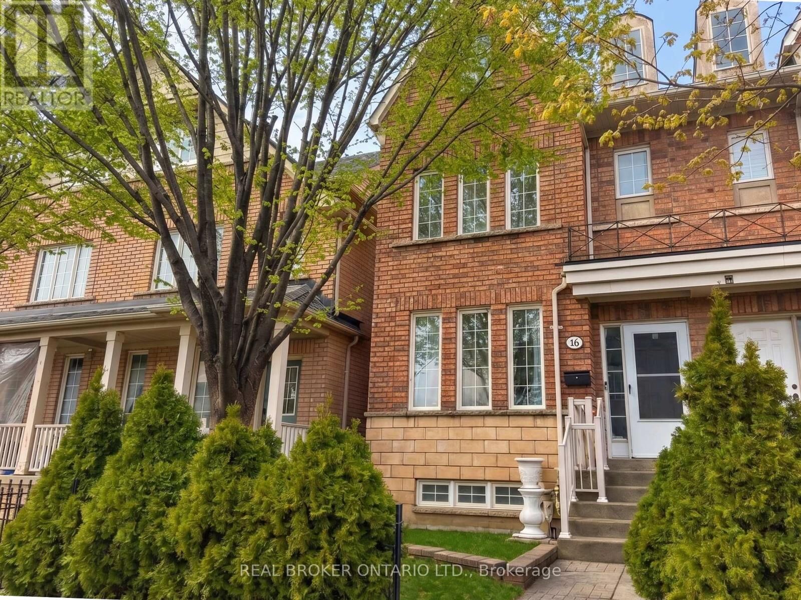 Property Photo:  16 Leitch Avenue  ON M3J 3P2 