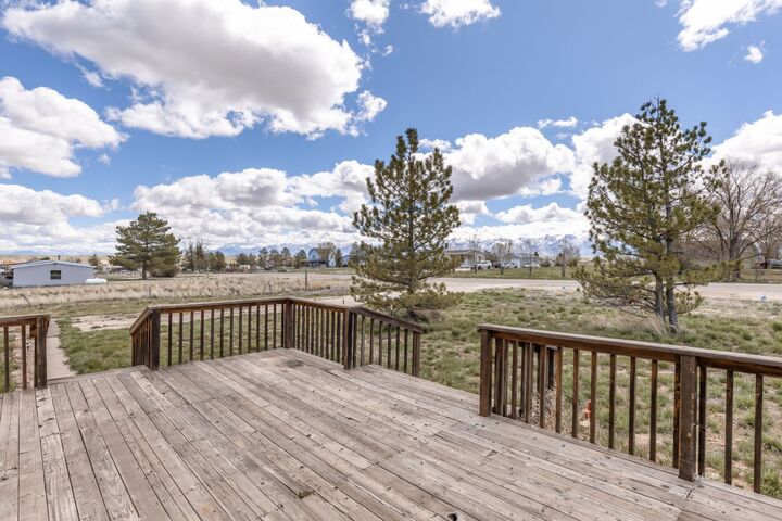 Property Photo:  924 Spring Valley Parkway  NV 89815 