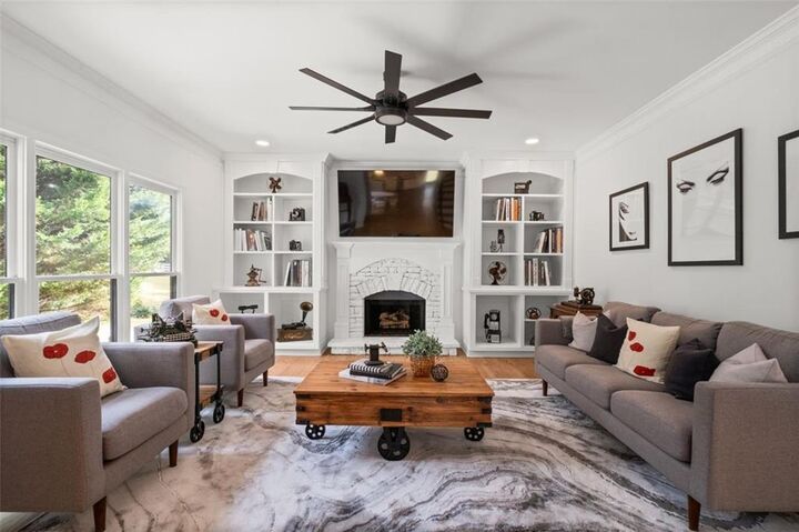 Property Photo:  4030 Scenic View Court  GA 30028 