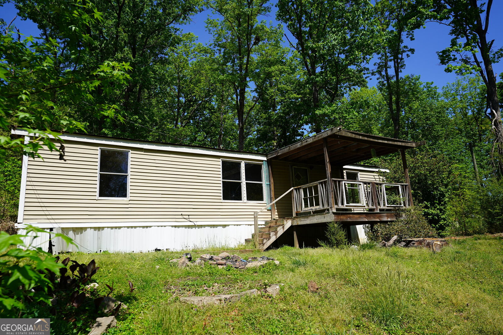 Property Photo:  300 Jackson Road  GA 30528 