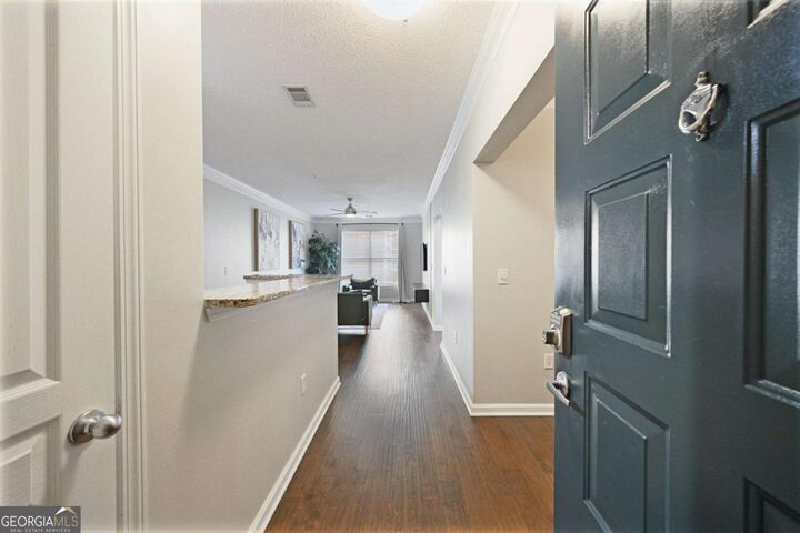 Property Photo: 10 Perimeter Summit Boulevard NE 2212 GA 30319