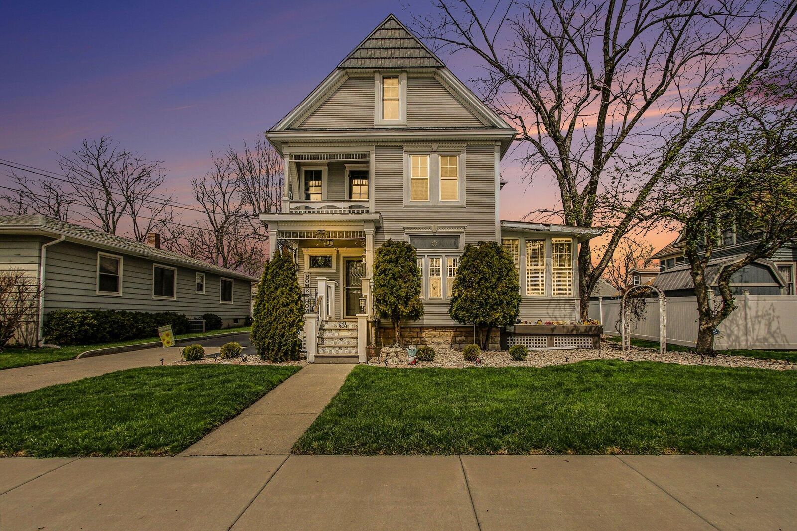 Property Photo:  414 E Clark Street  IN 46307 