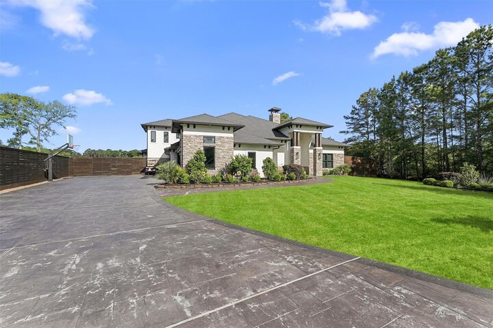 Property Photo: 19399 Desna Drive TX 77365