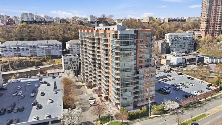 Property Photo:  1008 Hudson Park  NJ 07020 