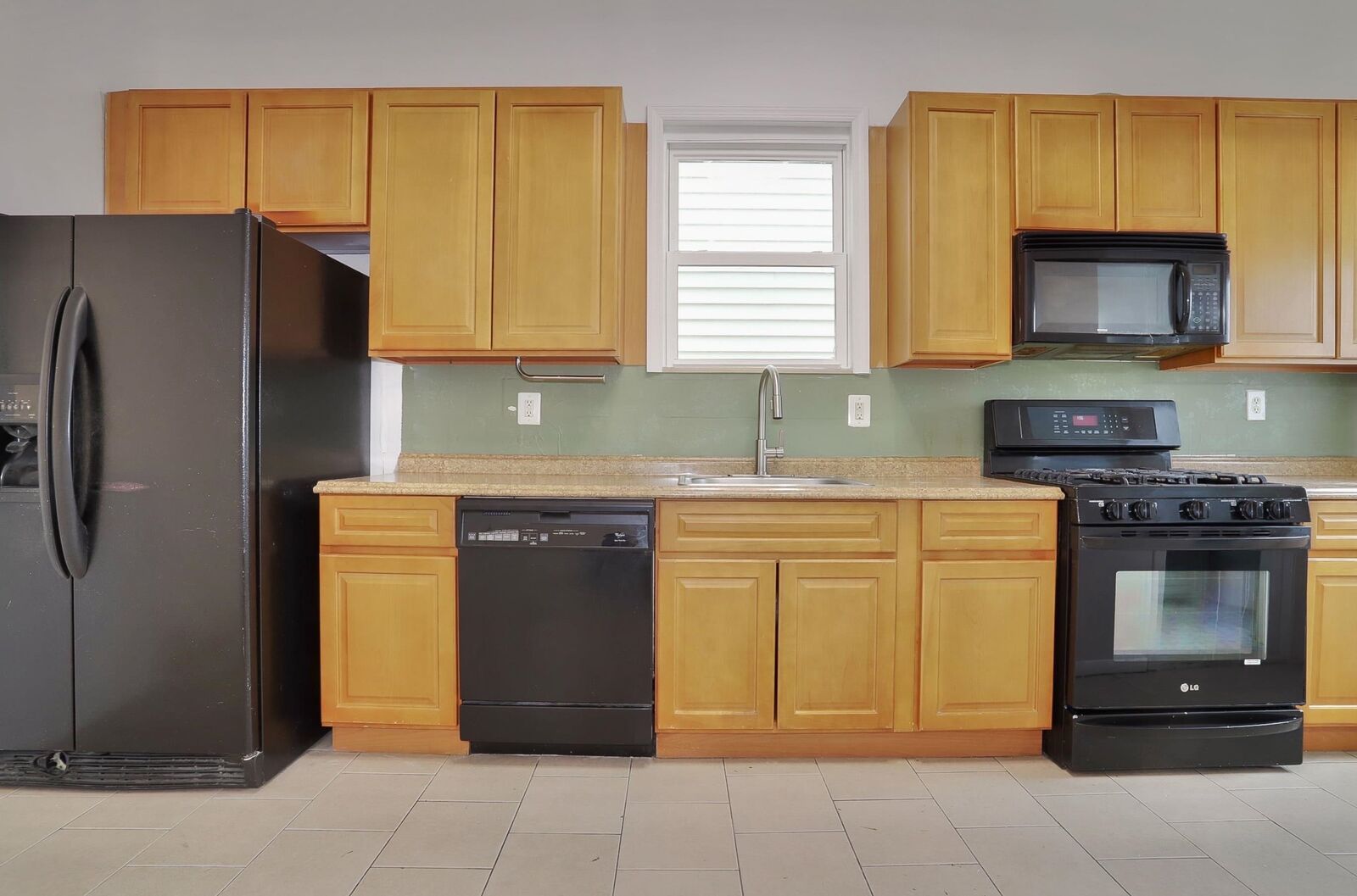 Property Photo:  119 Zabriskie St 3  NJ 07307 