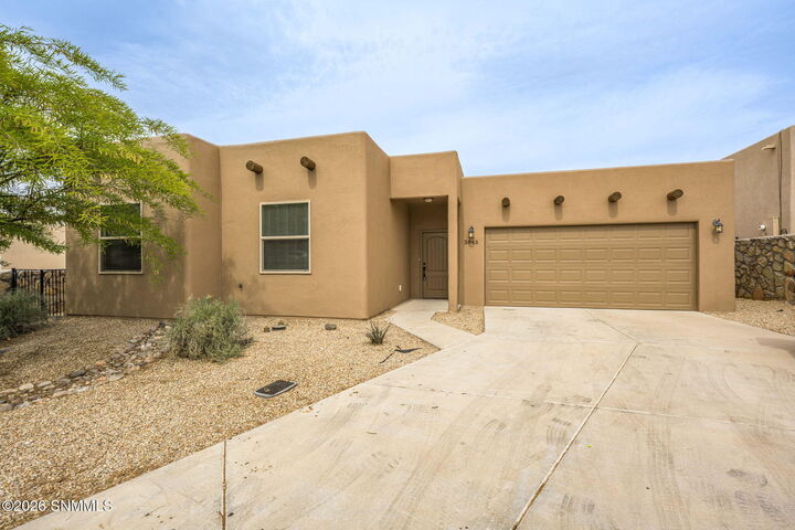 Property Photo:  3845 Via Del Valle  NM 88012 