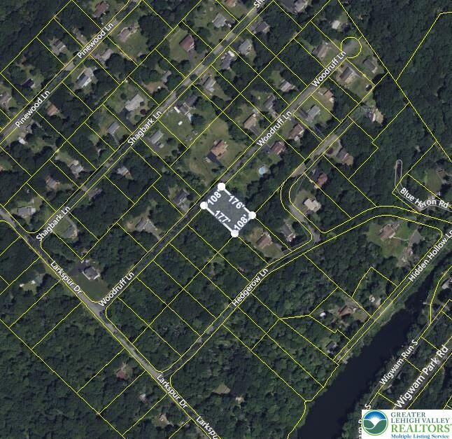 Property Photo:  2636 Woodruff Lane  PA 18360 