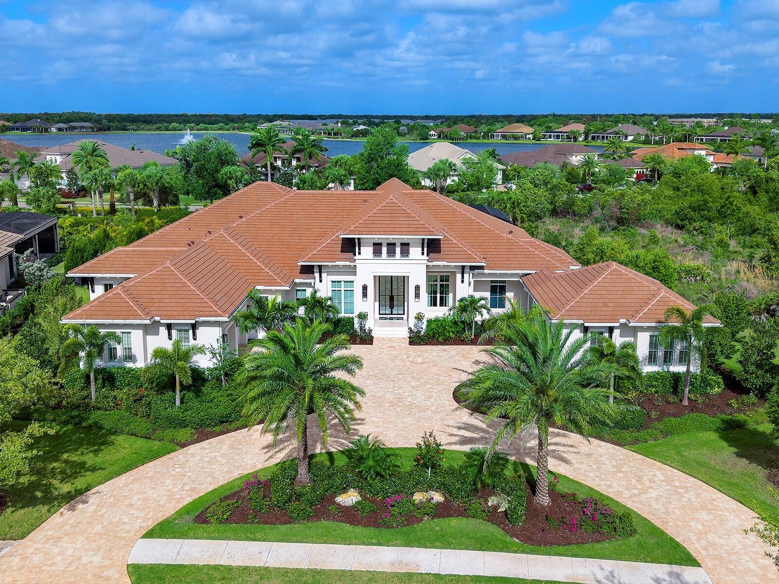 Property Photo:  15421 Anchorage Place  FL 34202 