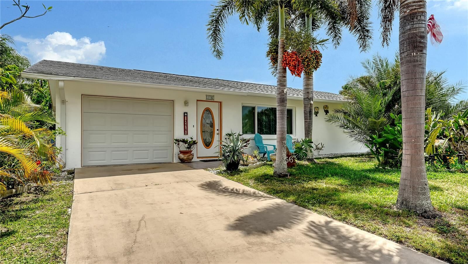 Property Photo: 256 Eider Road FL 34293