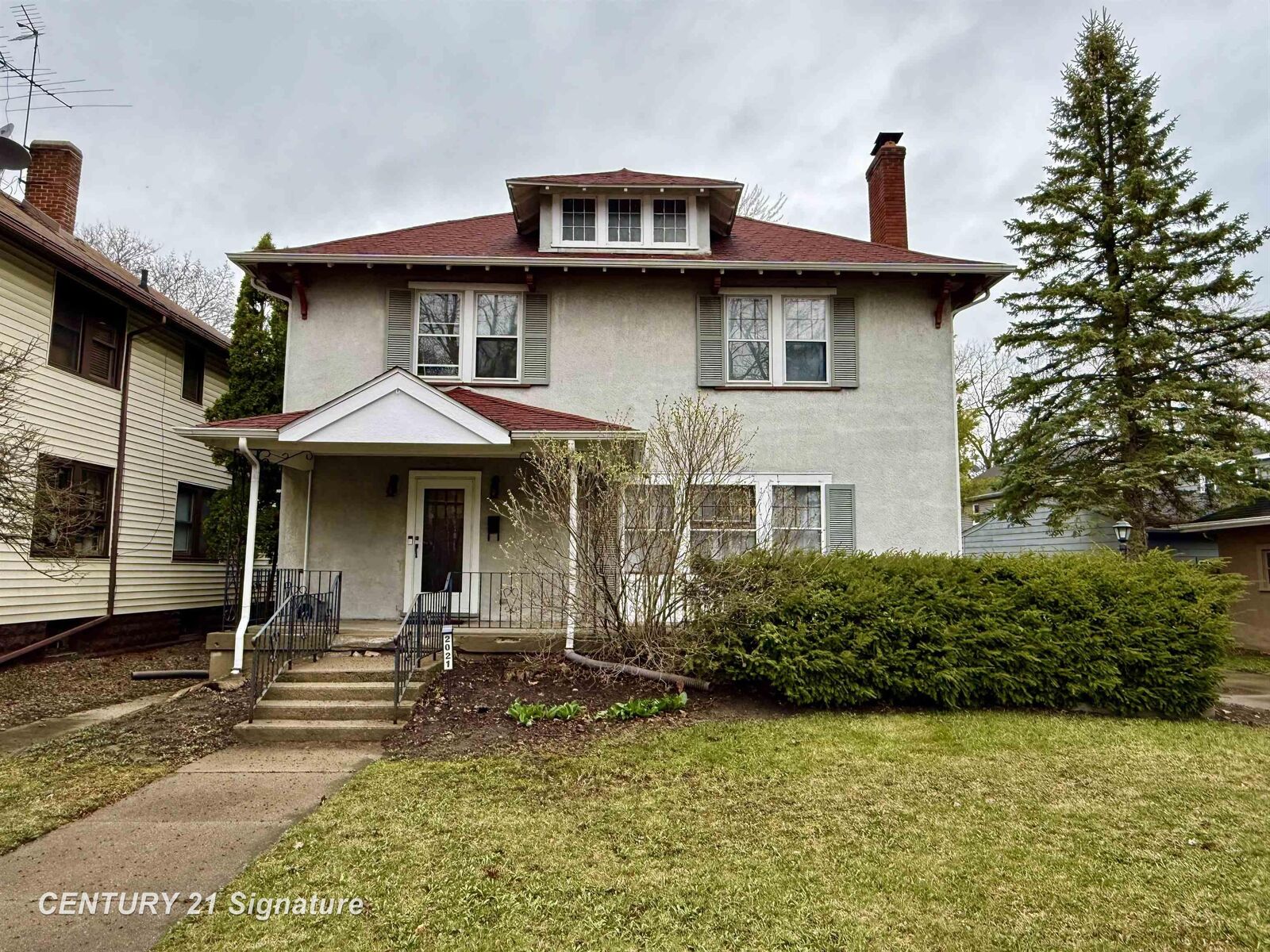 Property Photo:  2021 6th Street  MI 48708 