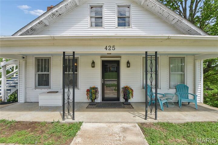 Property Photo:  423 E 3rd Street  MO 65041 