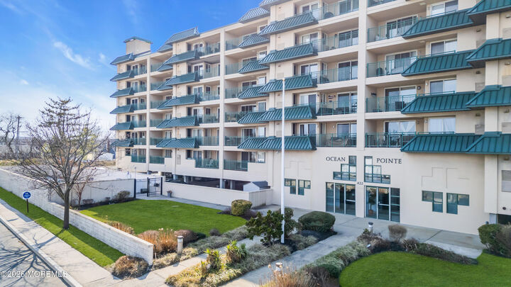 Property Photo:  422 Ocean Boulevard N  NJ 07740 