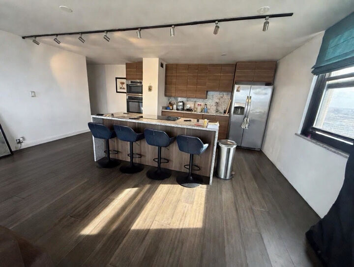 Property Photo:  3001 S Michigan Avenue 1707  IL 60616 