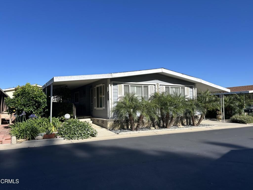 Property Photo:  4700 Aurora Drive 25  CA 93003 