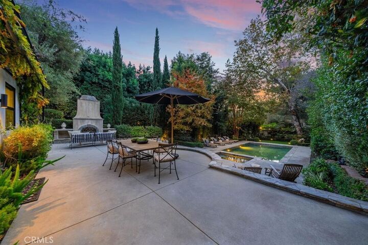 Property Photo:  760 S San Rafael Avenue  CA 91105 